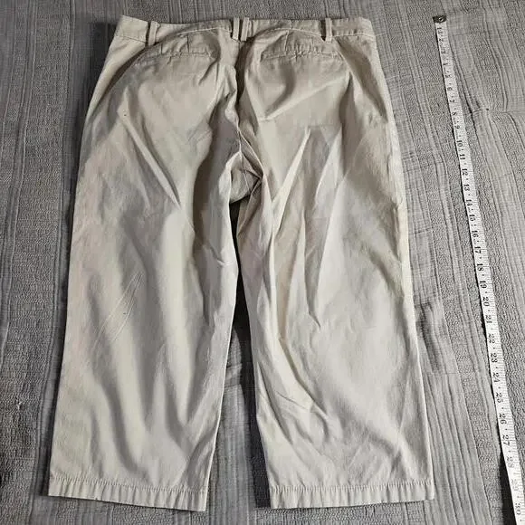 Talbots Beige Capri Pants with Button Detail Size 14P - Picture 9 of 9